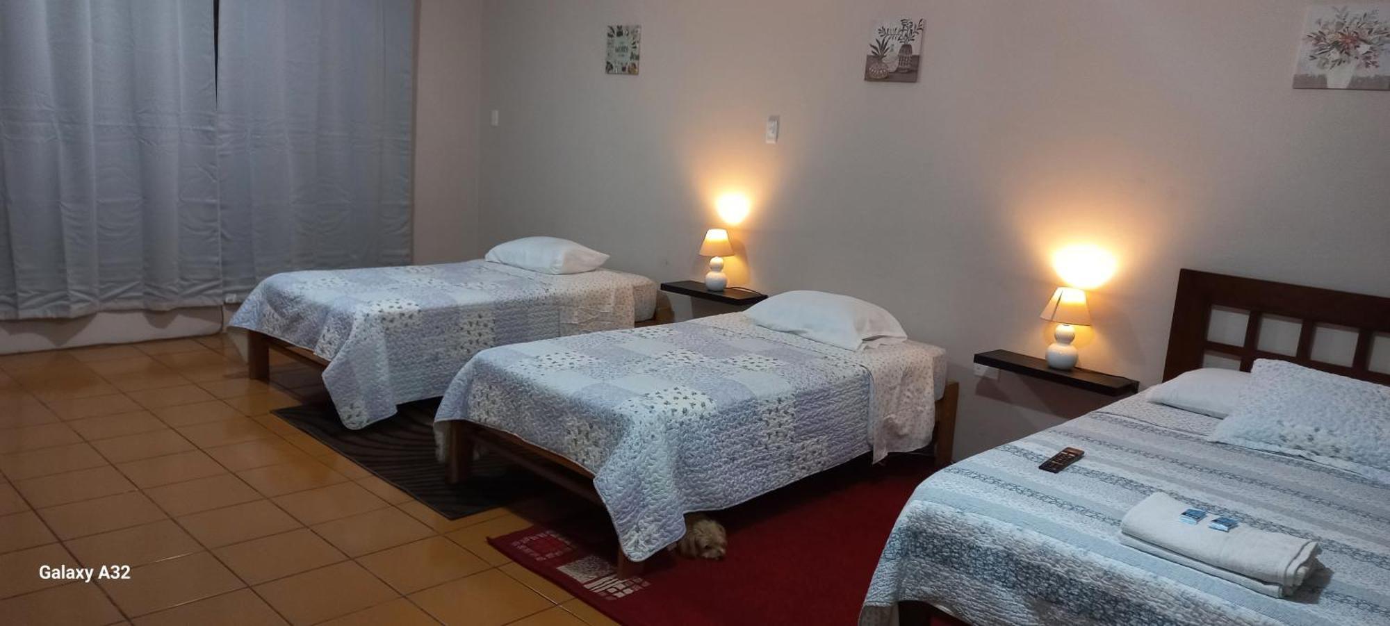 Lopez House Habitación en casa particular